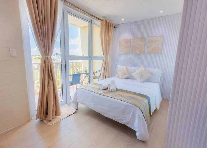Chic Hotel-style Fast Wifi & Netflix